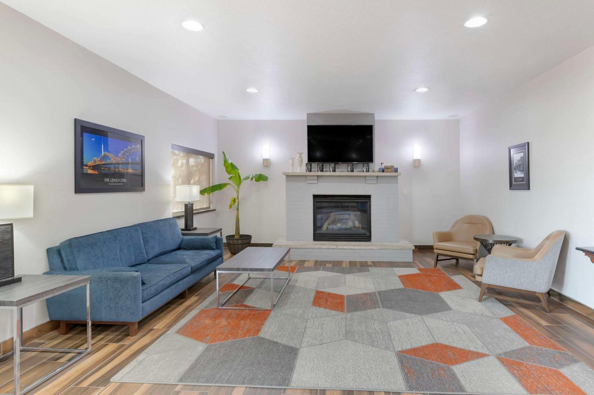 Comfort Inn & Suites Davenport - Quad Cities Εξωτερικό φωτογραφία