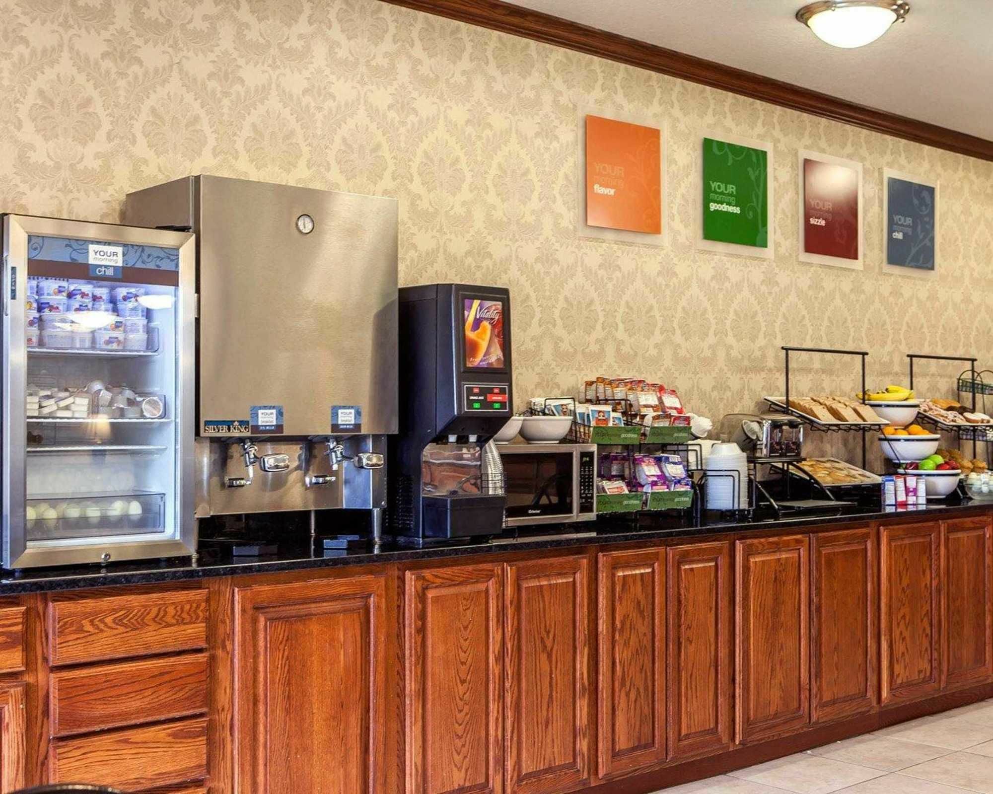 Comfort Inn & Suites Davenport - Quad Cities Εξωτερικό φωτογραφία