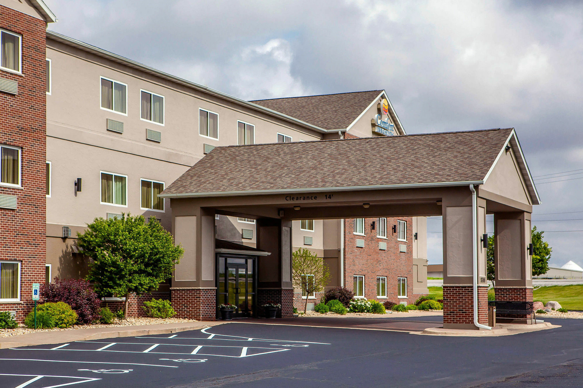 Comfort Inn & Suites Davenport - Quad Cities Εξωτερικό φωτογραφία
